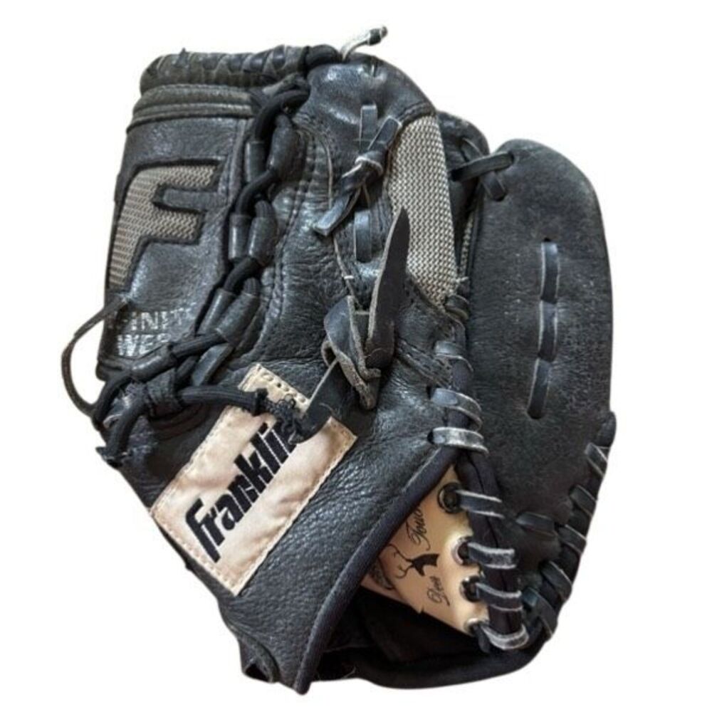 Franklin Infinite Web Youth RHT Black Baseball Glove